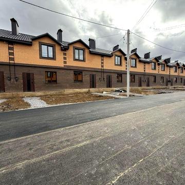 ••••продам Таунхаус газ, світло , з ділянкою ••••