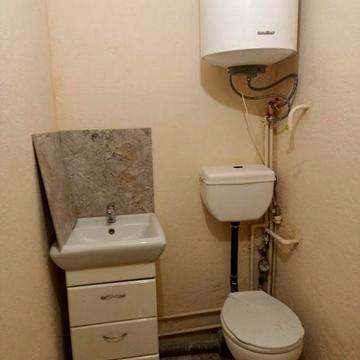 Здам в оренду двокімнатну квартиру.