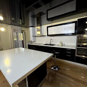 Саксаганського вул., 84-86