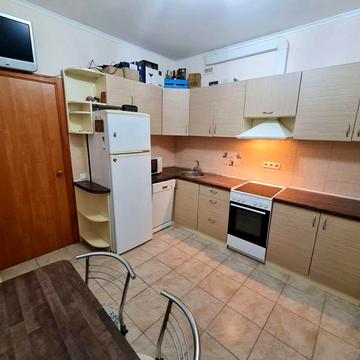 Борщагівська вул., 152-А