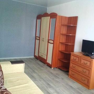 Здам 1-кімнатну квартиру з 5 січня довгостроково