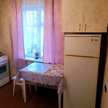 Зодчих вул., 18-Б