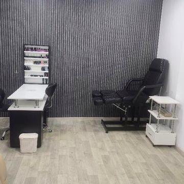 Здаётся место мастера маникюра,педикюра