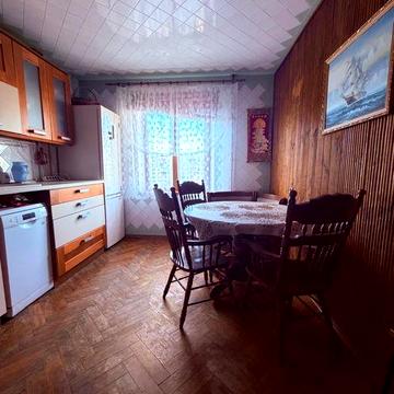 Сдам 3-х комнатную квартиру долгострочно.