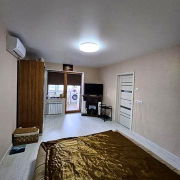 Квартира 4х кімнатна 80кв. Ревуцкого 44. М.Харківська(5хв пішки)