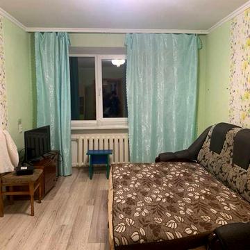 Здається двох кімнатна квартира на Виставці