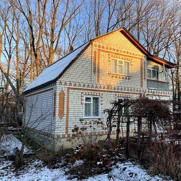 Продам будинок з косметичним ремонтом