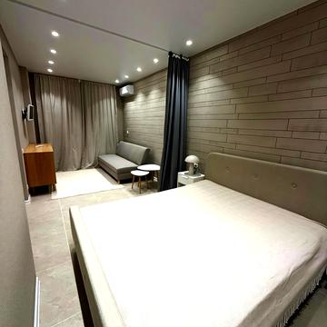 Академіка Глушкова просп., 9-В