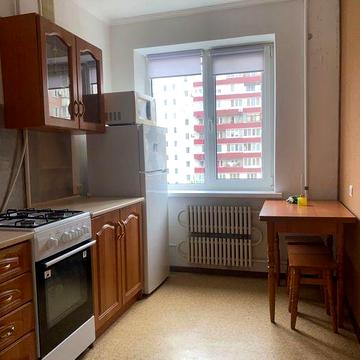 Сдам 2 комн. кв. ж/м Красный камень