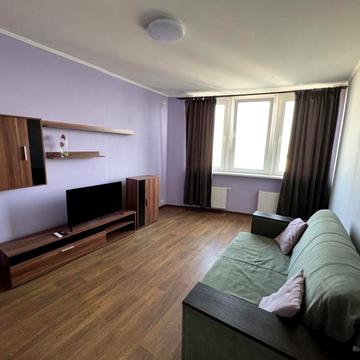 Ревуцького вул., 7-В