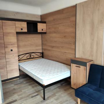 Генерала Алмазова вул. (Кутузова), 9