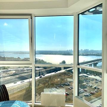 Зарічна вул., 1-В