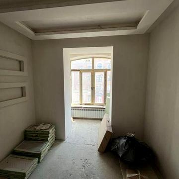 Продам 3-х кім сталінку на площі Артему