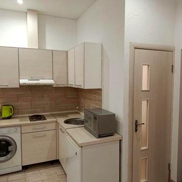 Сдам свою квартиру-студию в центре