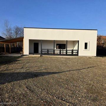 Новозбудований будинок. Американський тип.