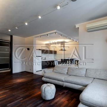 Голосіївська вул., 13