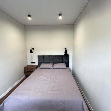 Голосіївський просп. (40-річчя Жовтня), 76