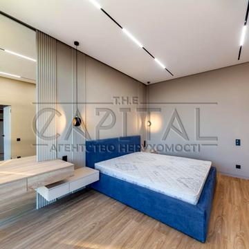 Шкільна вул.