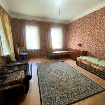 Оренда частини будинку | район Красна площа