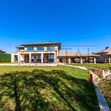 Фастівський