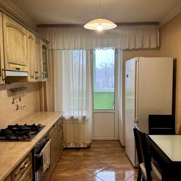 2к розд в новобудові вул.Хмельницька 10 ст.м Святошин пішки, ГАЗ плита