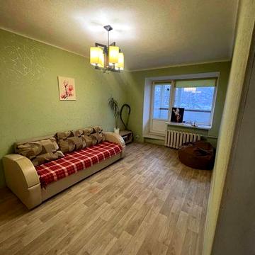 Однокомнатная квартира на Холодной Горе.