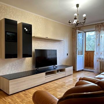 Дарницький бульв., 4-А