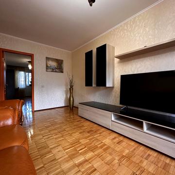 Дарницький бульв., 4-А