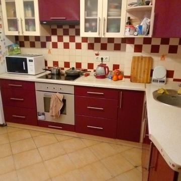 Григорія Ващенка вул., 1