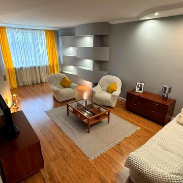 Голосіївський просп. (40-річчя Жовтня), 68