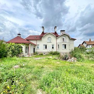 Виноградна вул., 14