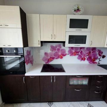 Гетьмана Кирила Розумовського вул. (Миколи Краснова), 19