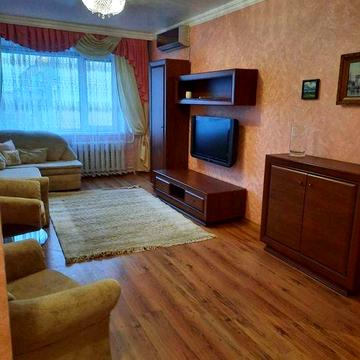 Довгострокова оренда 3-кімнатної квартири. Левада