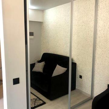 Сдам СВОЮ 1-ком кв. с евроремонтом и мебелью на Слободке