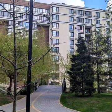 Практична вул., 6