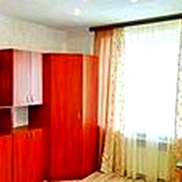 Жуля Верна бульв. (Ромена Роллана), 14