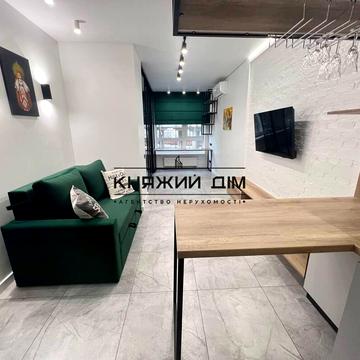 Голосіївський просп. (40-річчя Жовтня), 76