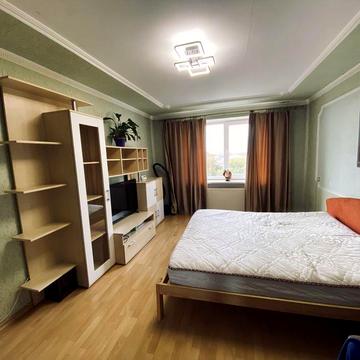 Здаю в довгострокову оренду