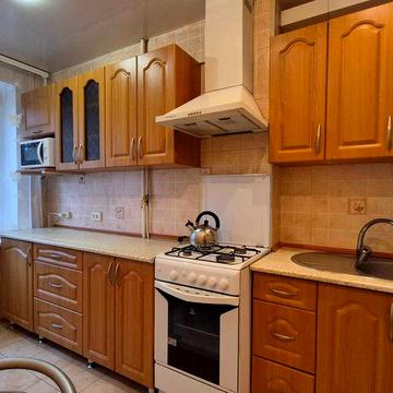 Аренда Оренда 2х кімн квартири Наб.Перемоги 58, рн прибреж парка