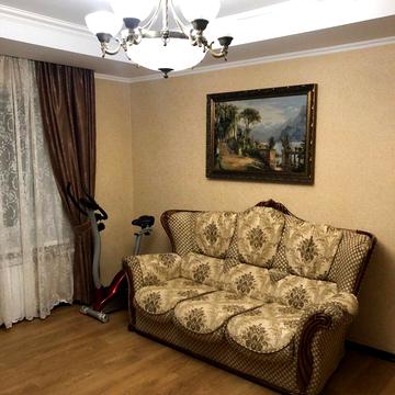 Олекси Тихого вул. (Виборзька), 81/83