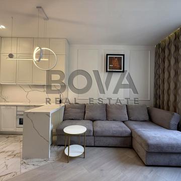 Василя Тютюнника вул. (Анрі Барбюса), 28-А