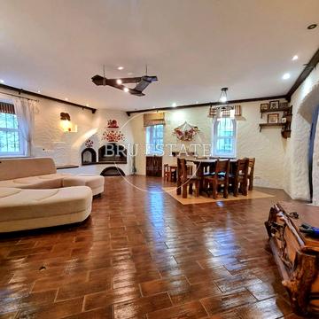 Столична вул.