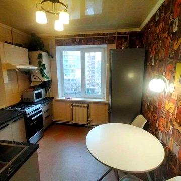 Продам 3-комн. квартиру на Левом берегу, 1 микрорайон, АГО. Сертификат