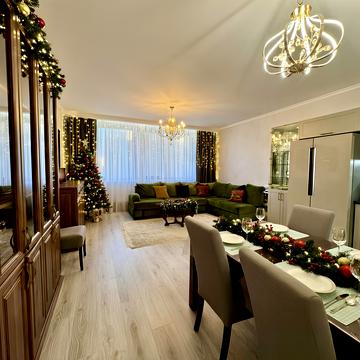 Антоновича вул. (Горького), 74