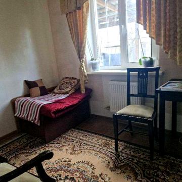 Сдам Диевка 1, пол дома,отдельный двор,газ