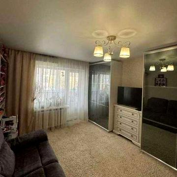 Затишна 1-кімнатна по проспекту Володимира Івасюка