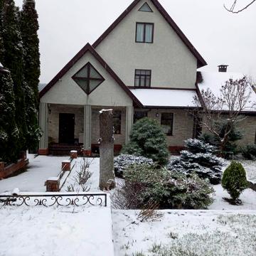 Петропавлівська вул.