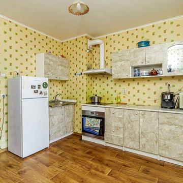 Сдам в оренду 3-х кімнатну квартиру на вул. Данченка