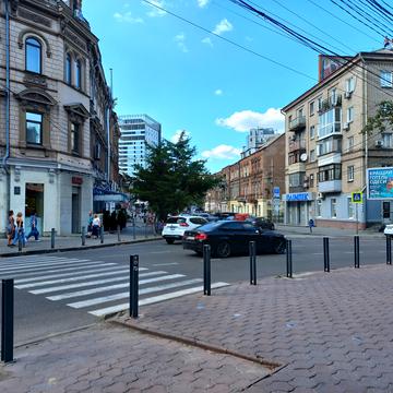 Дмитра Яворницького просп. (Карла Маркса), 42