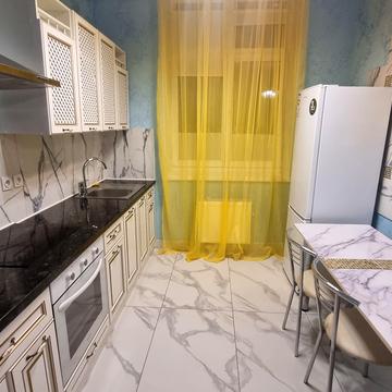 Протасів Яр вул., 8